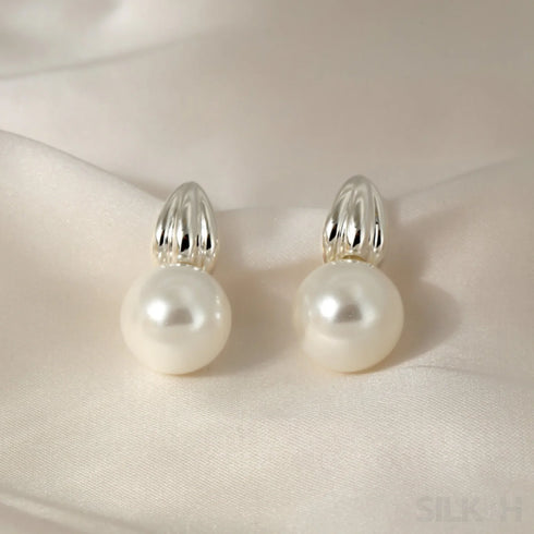 18k Gold Plated Sterling Silver Minimalist Pearl Stud